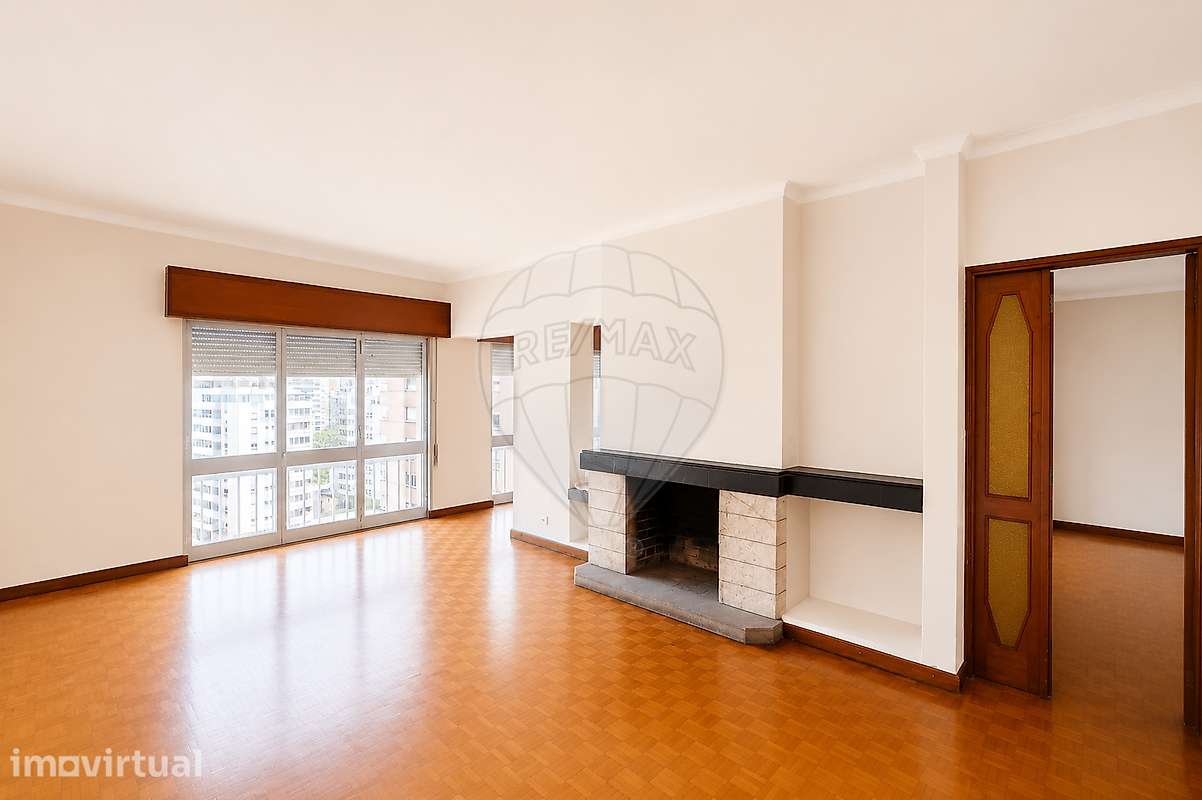 Apartamento T4 para venda - Grande imagem: 2/41