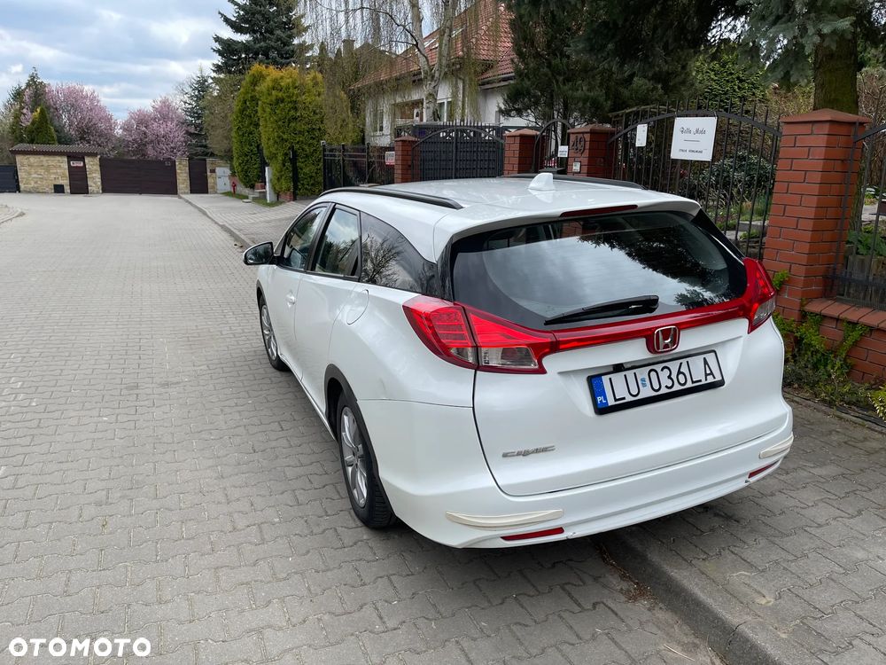 Honda Civic 1.6 i-DTEC Comfort Black Edition - 3