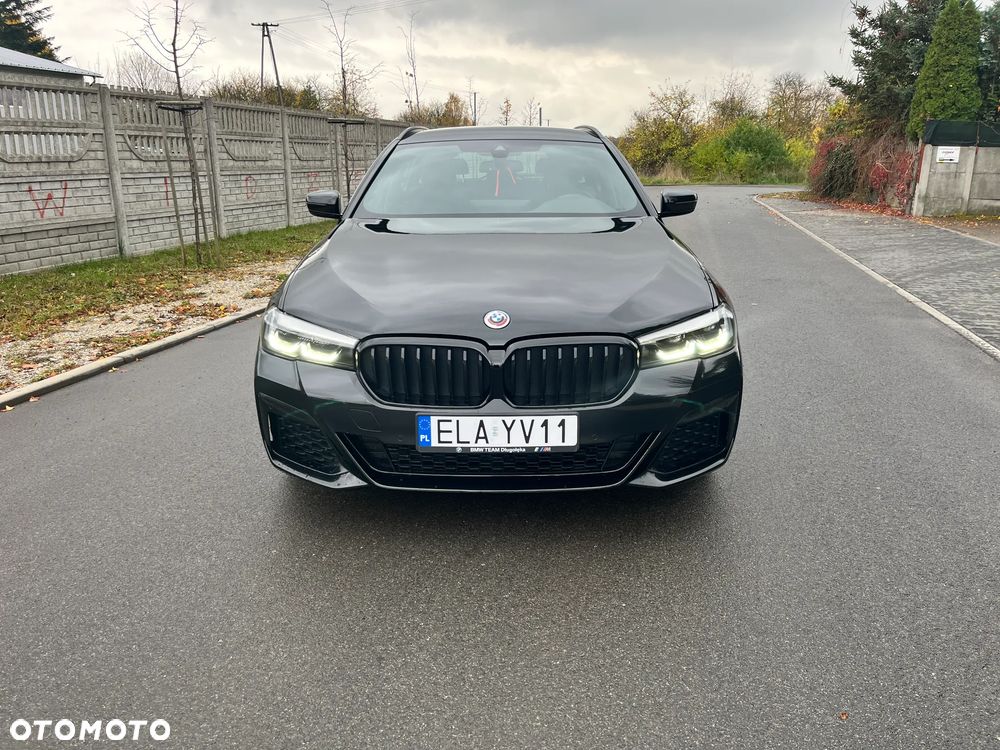 BMW 5 Series 2022 photo 2
