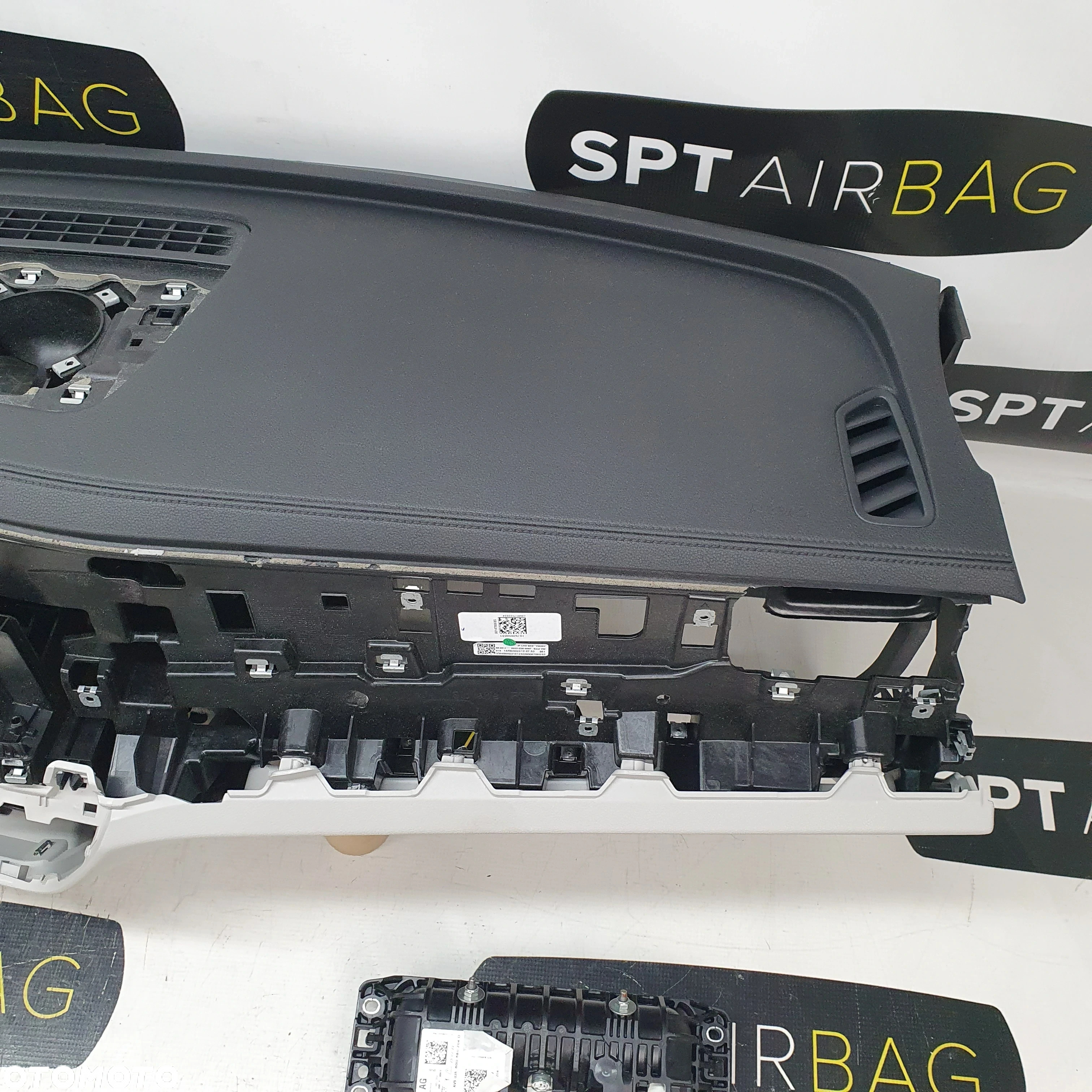 VW PASSAT B9 DESKA ROZDZIELCZA KONSOLA KOKPIT DWUKOLOROWA PULPIT PODUSZKI AIRBAG AIR BAG PASY KIT SET - 4
