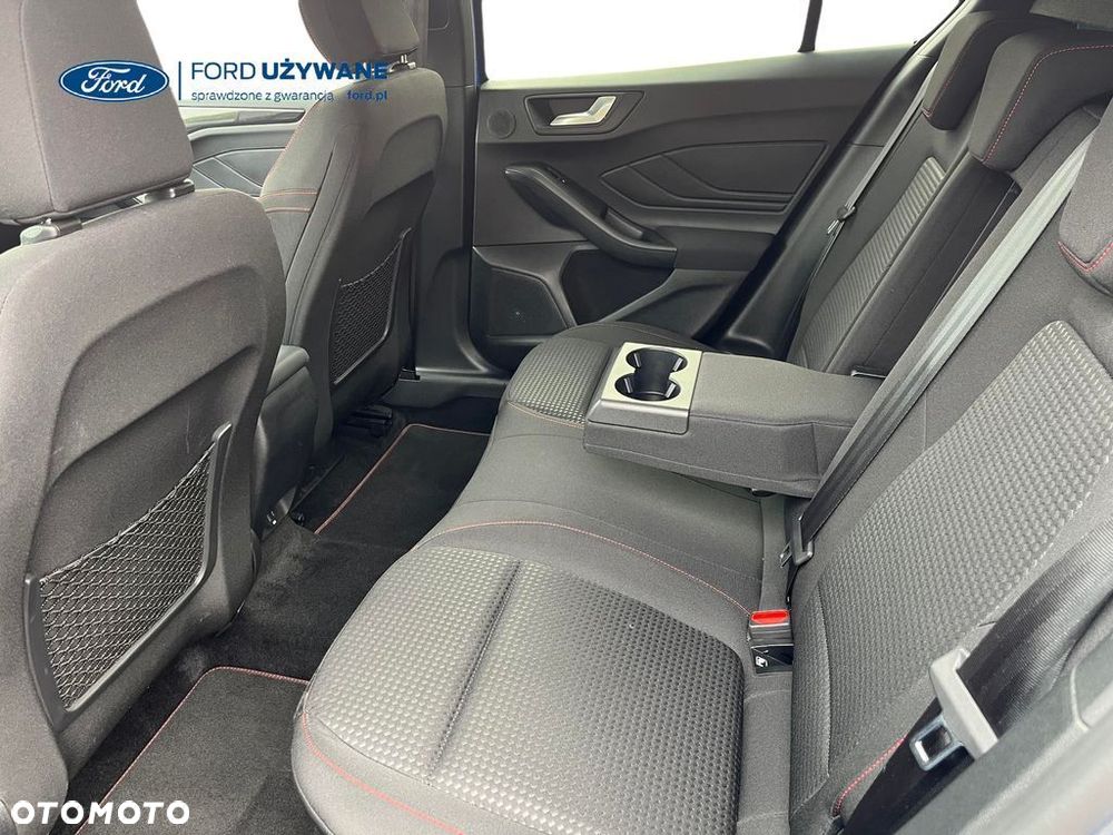 Ford Focus 1.0 EcoBoost mHEV ST-Line X - 12