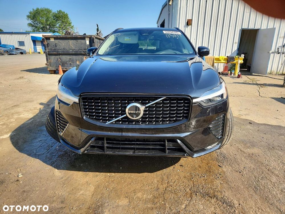Volvo XC 60 B5 B Geartronic Momentum Pro - 2