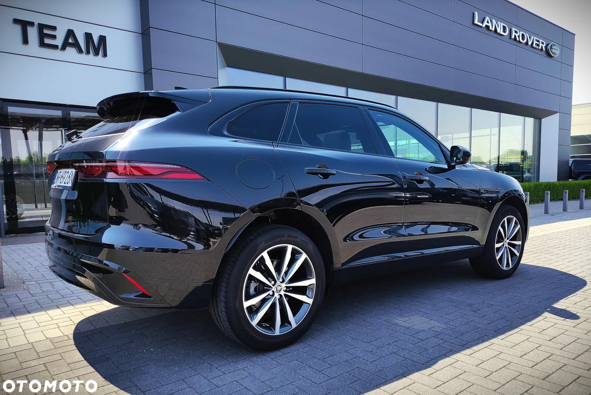 Jaguar F-Pace - 11