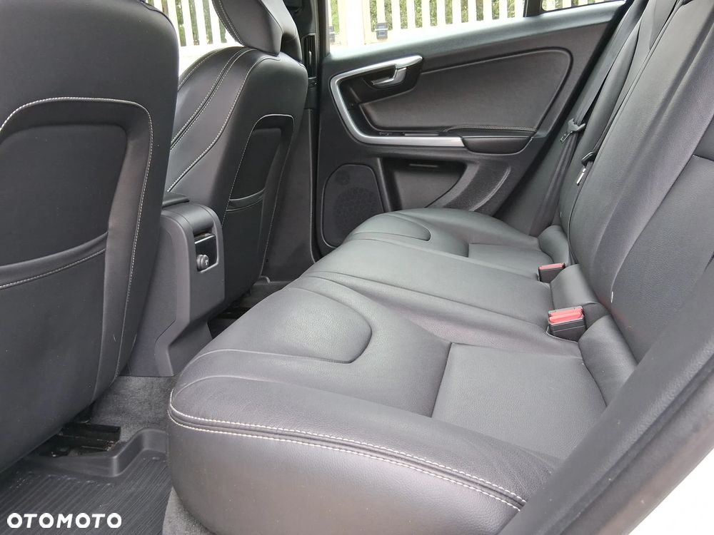 Volvo V60 - 17