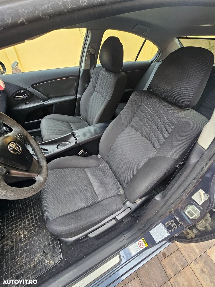 Toyota Avensis 1.8 Multidrive Edition - 6