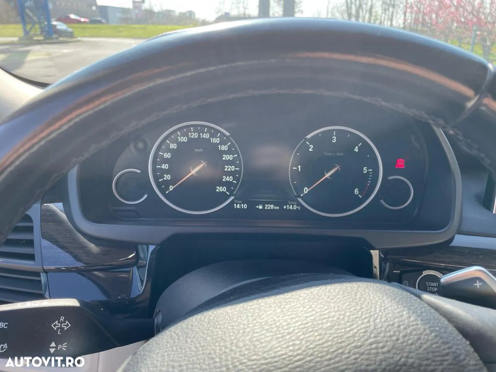 BMW X5 xDrive25d - 17