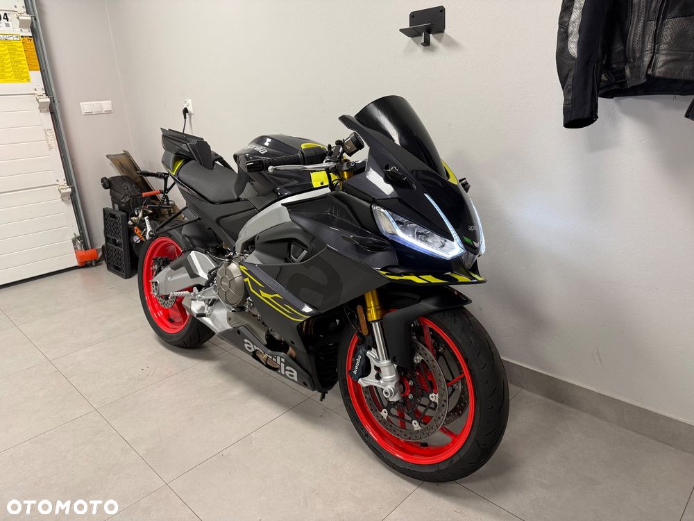 Aprilia RS - 8