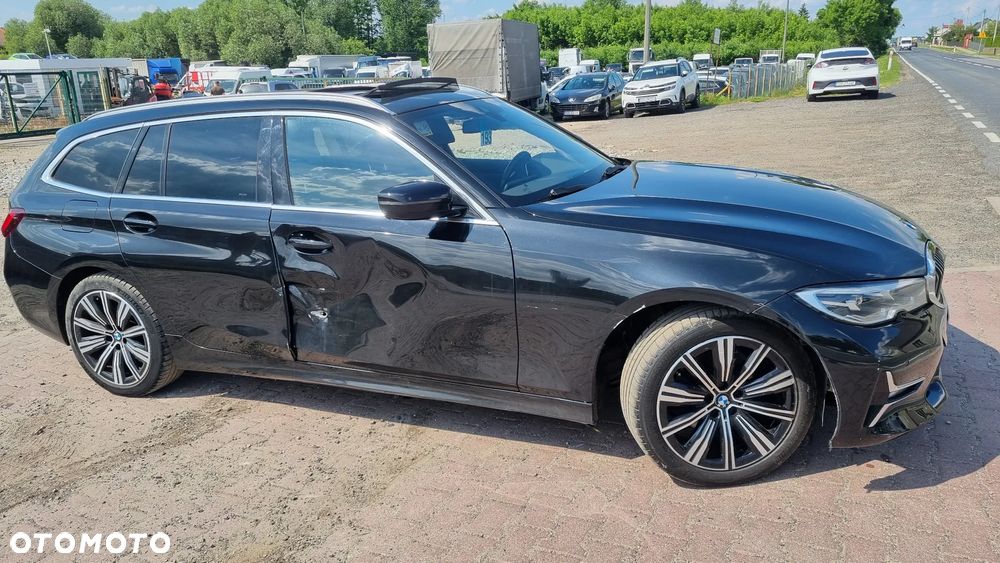 BMW Seria 3 320d Luxury Line Purity sport - 1