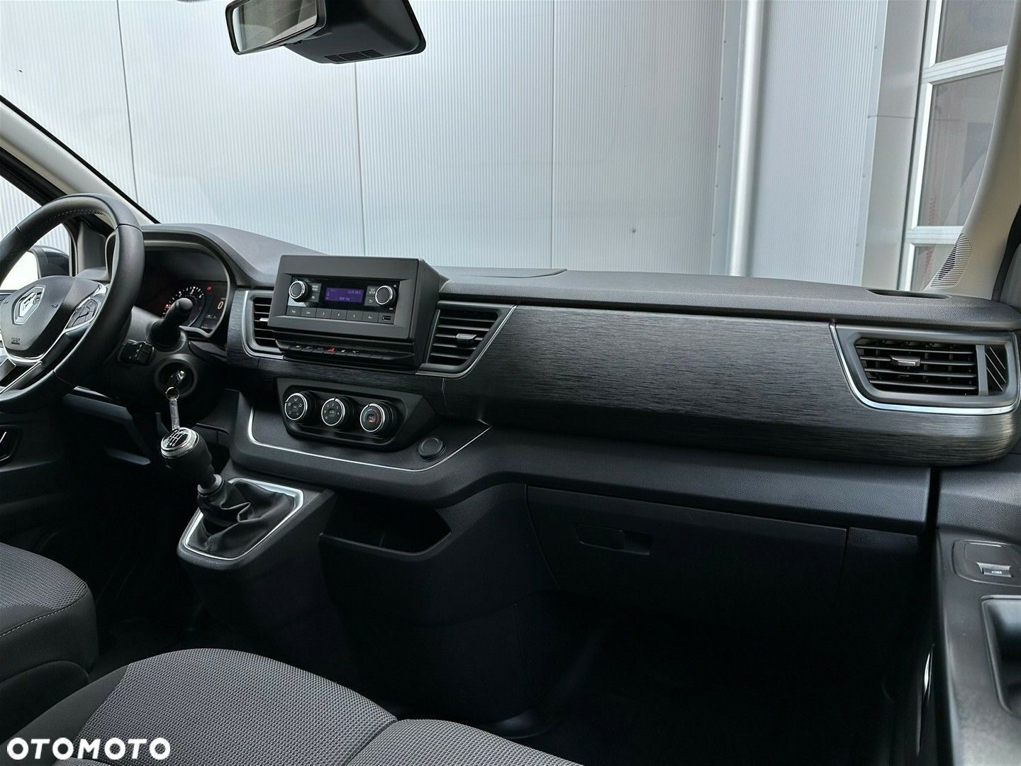 Renault Trafic SpaceClass 2.0 dCi - 12