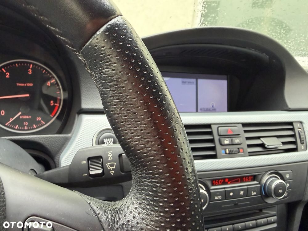BMW Seria 3 - 21
