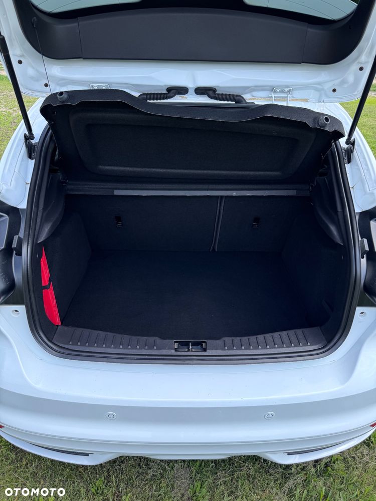 Ford Focus 2.0 EcoBoost ST mit Leder-Sport-Paket - 18