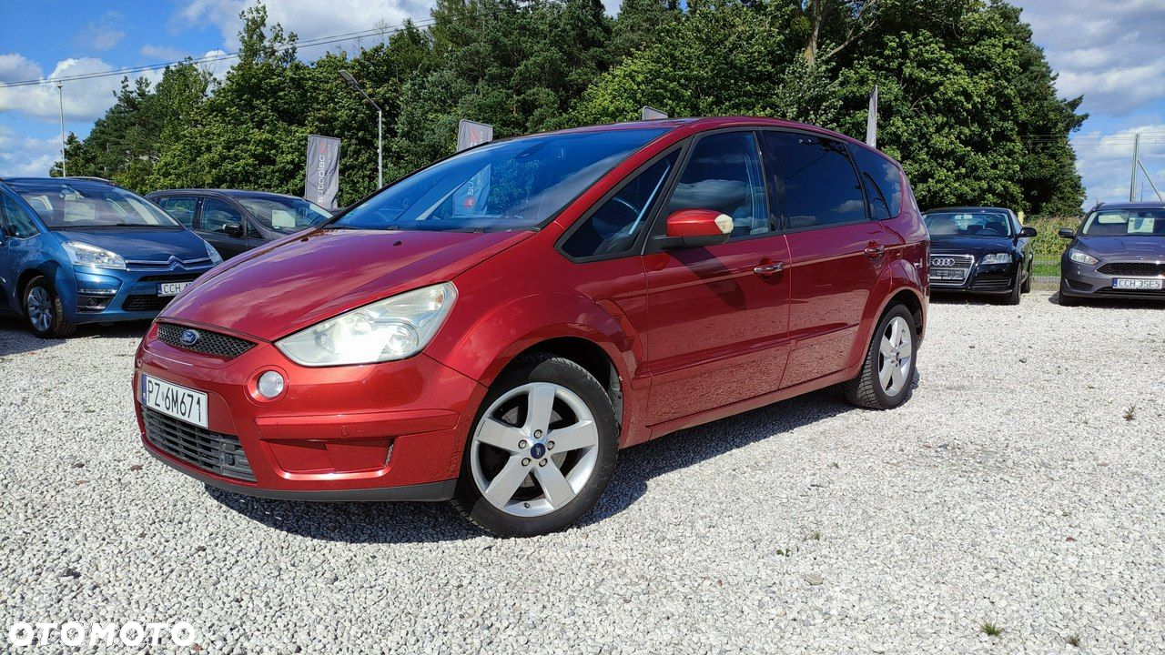Ford S-Max - 14