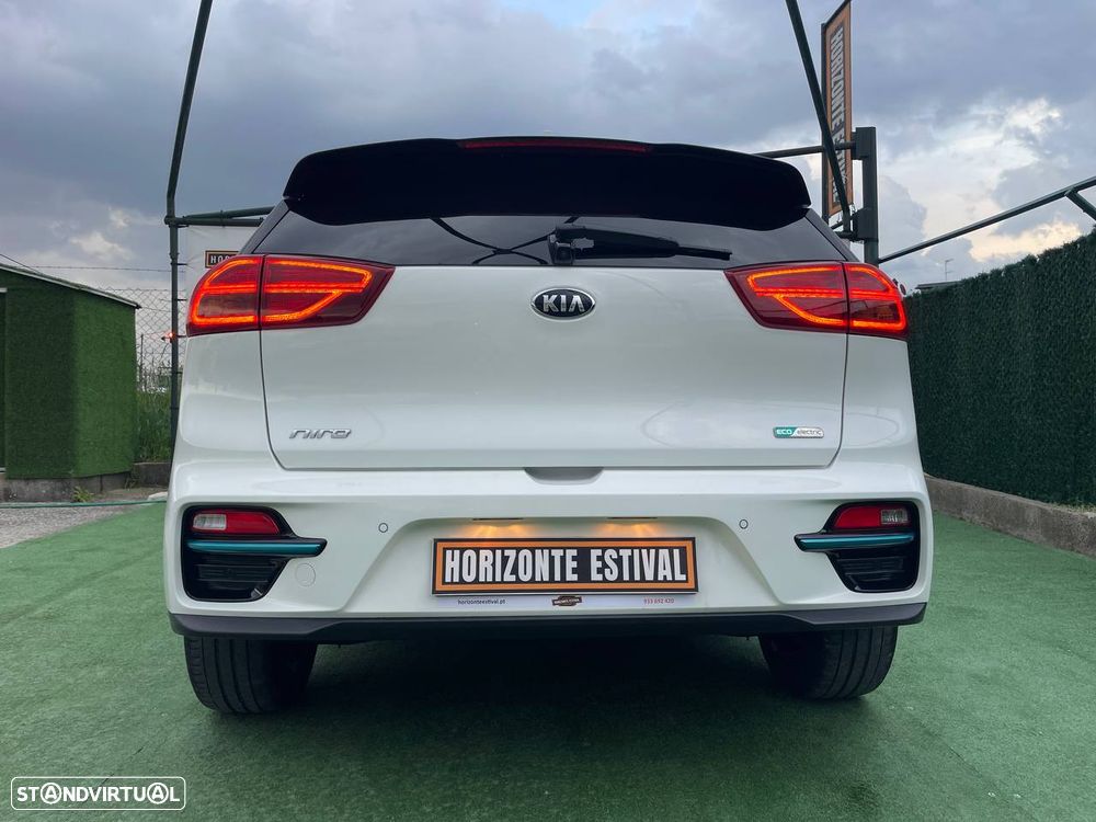 Kia e-Niro Vision - 11