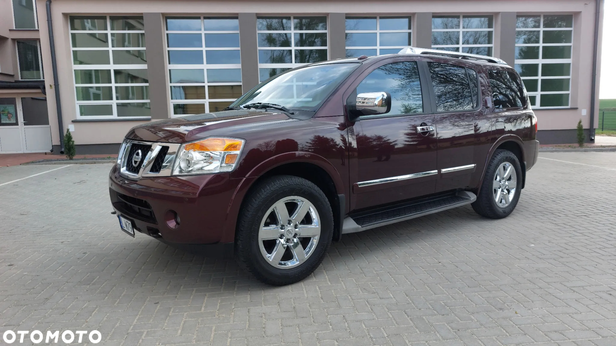 Nissan Armada - 7
