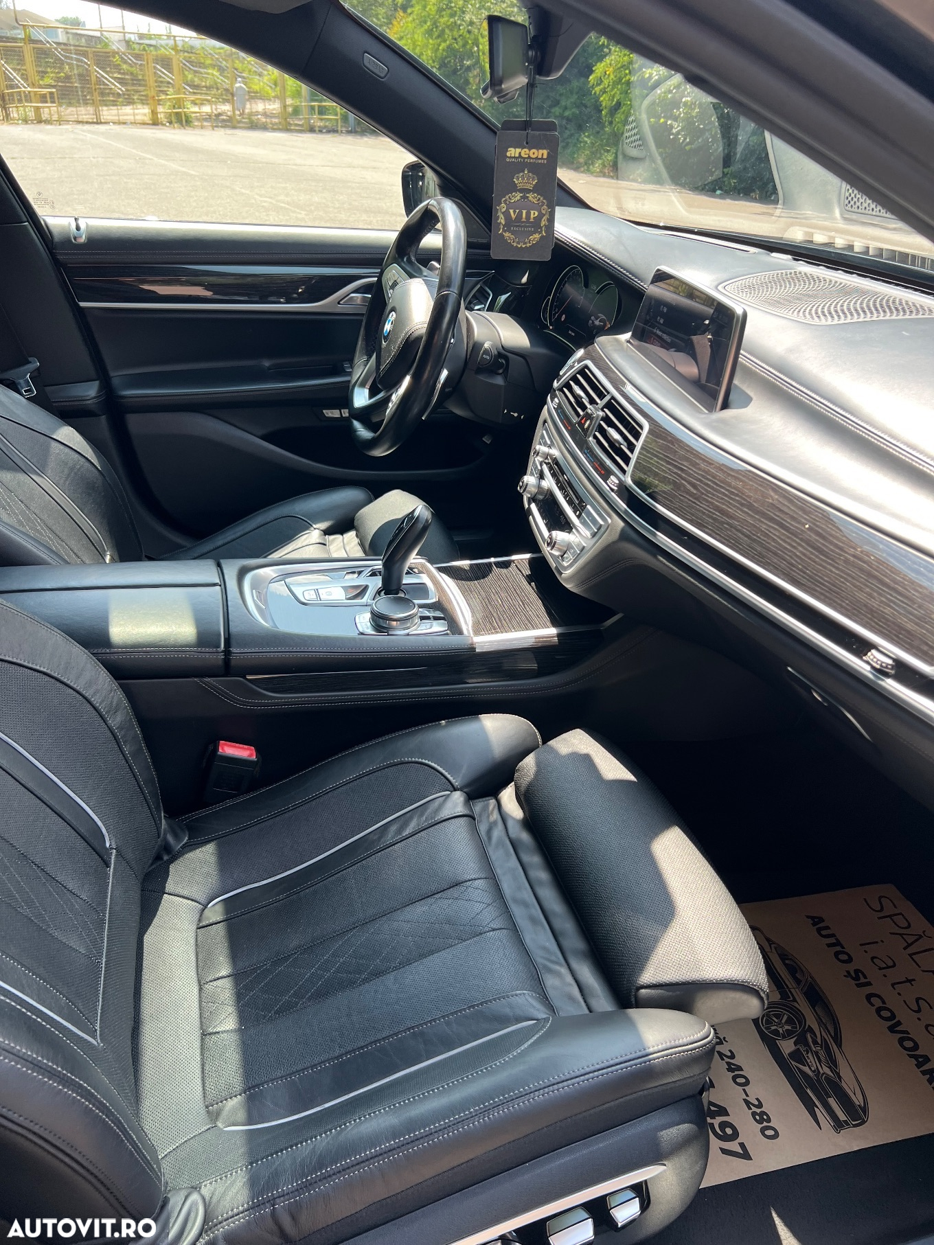 BMW Seria 7 740d xDrive - 22