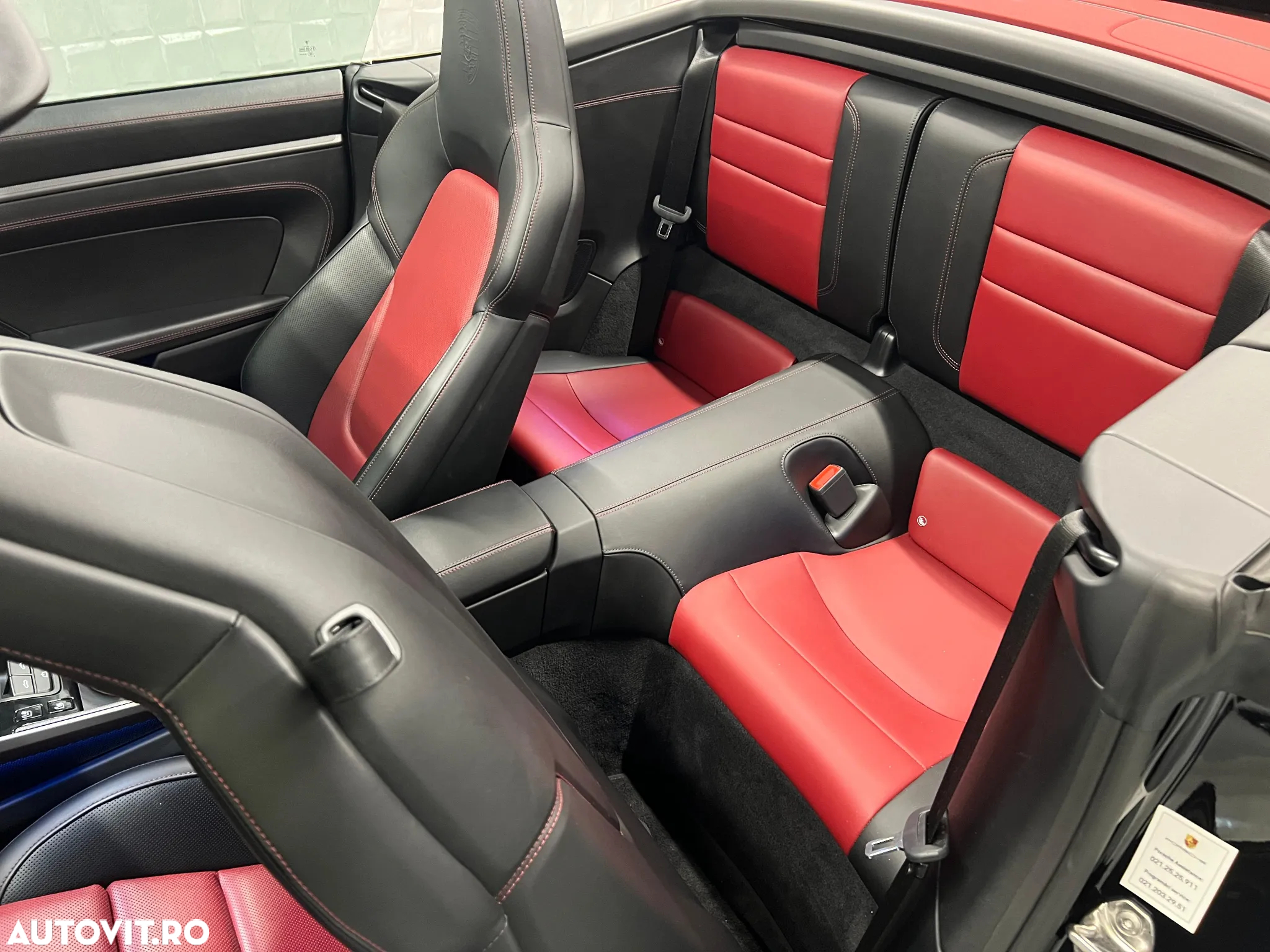 Porsche 911 Carrera S - 12