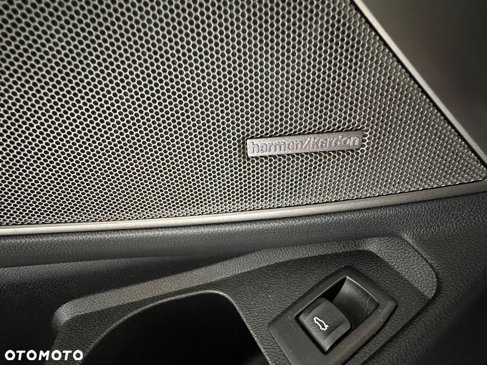 BMW Seria 3 M340i xDrive mHEV sport - 30