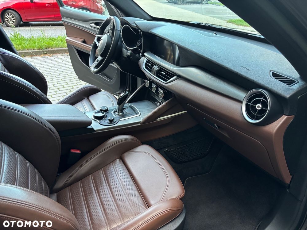 Alfa Romeo Stelvio 2.0 Turbo Executive Q4 - 10