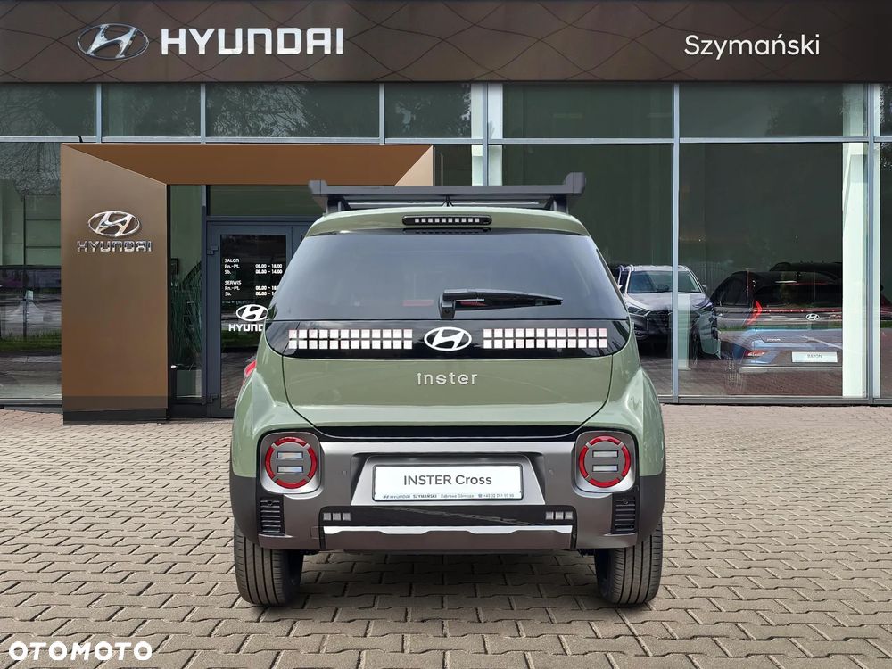 Hyundai Inster 49kWh Cross Smart - 4