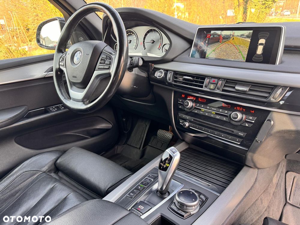 BMW X5 xDrive40d Sport-Aut - 17