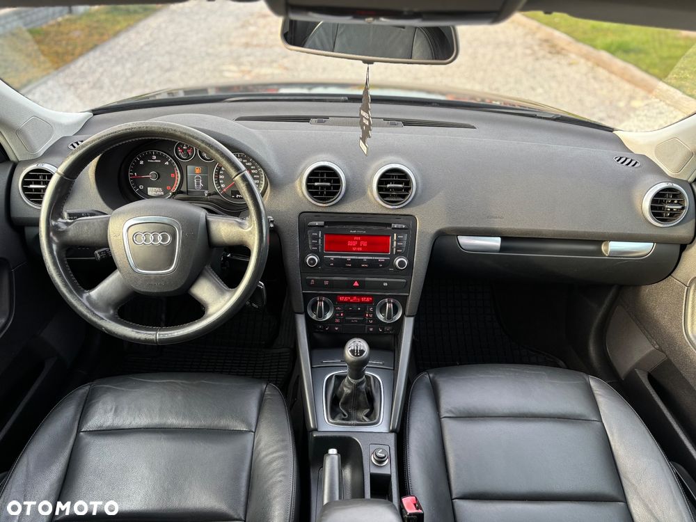 Audi A3 Sportback - 12