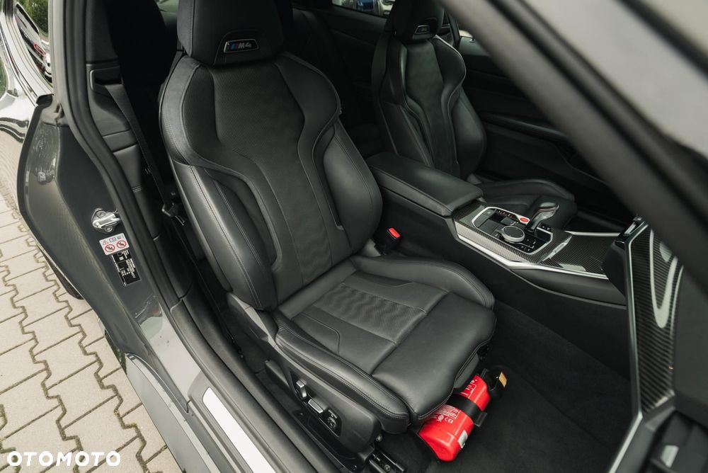 BMW M4 Competition M xDrive sport - 14