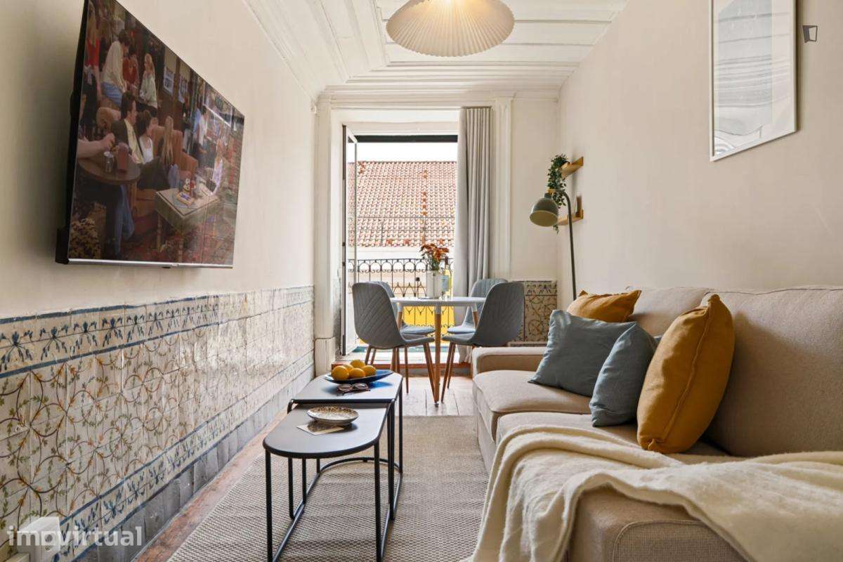 Apartamento com 1 quartos - localizado em Sé Lisbon - Grande imagem: 2/28