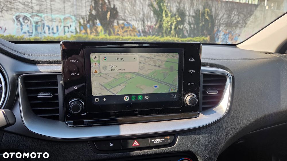 Kia Ceed 1.5 T-GDI M DCT - 11