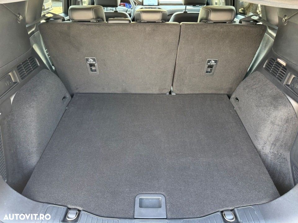 Ford Kuga 2.5 Duratec PHEV Titanium - 14