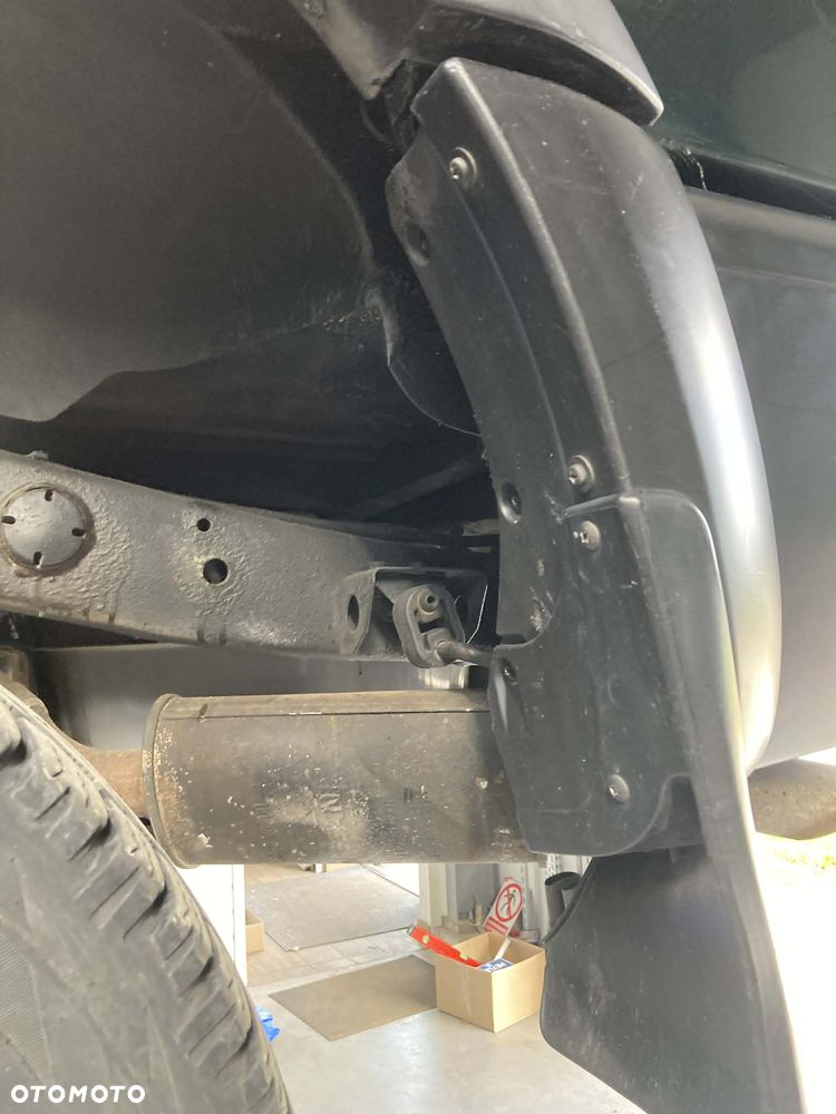 Nissan Patrol 2.8 TDI - 26