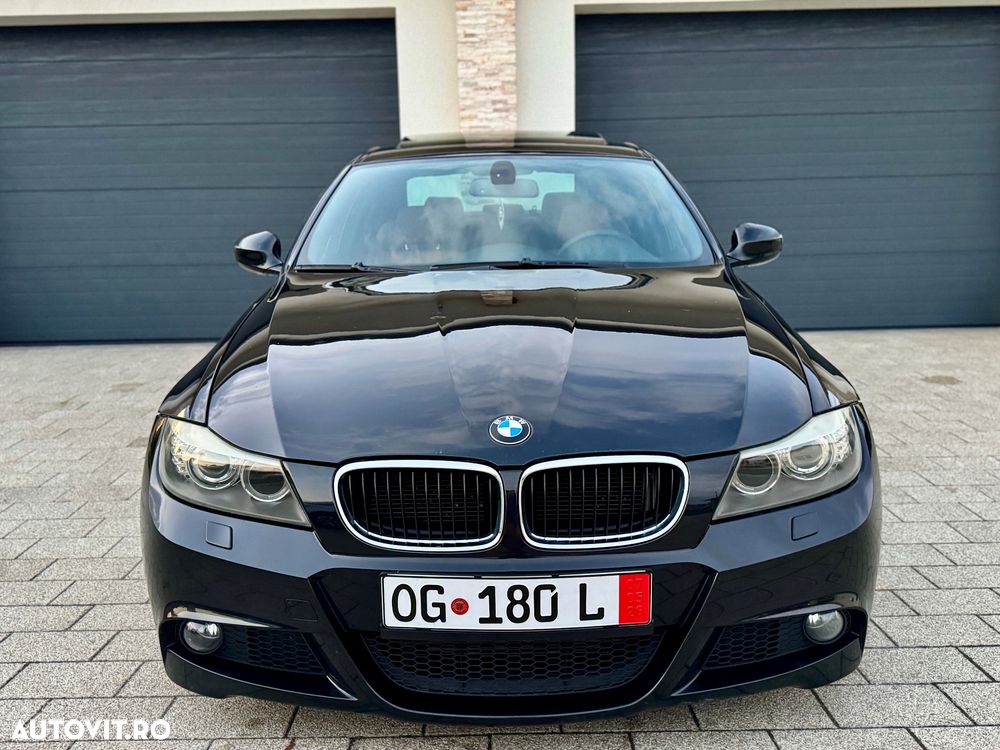BMW Seria 3 320d xDrive DPF Aut. - 30