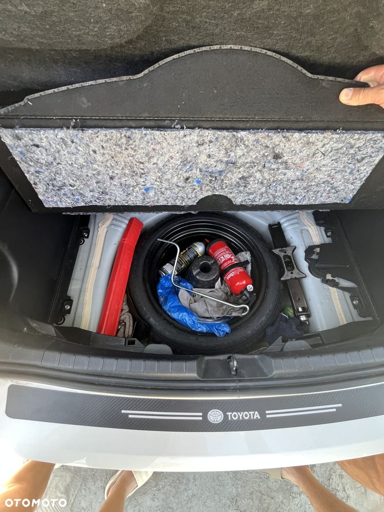 Toyota Yaris - 20