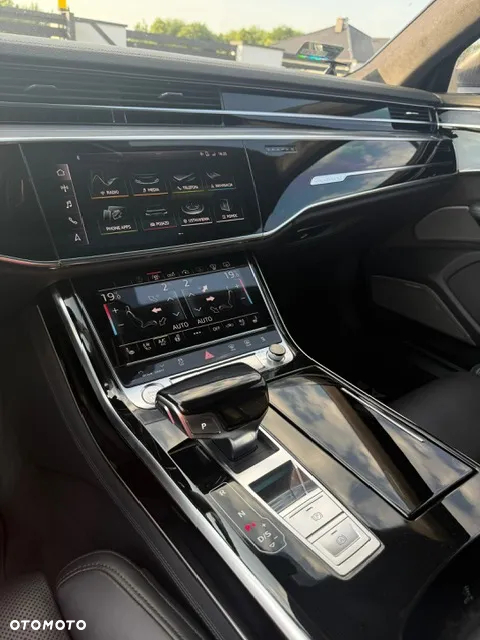 Audi A8 55 TFSI quattro tiptronic - 14