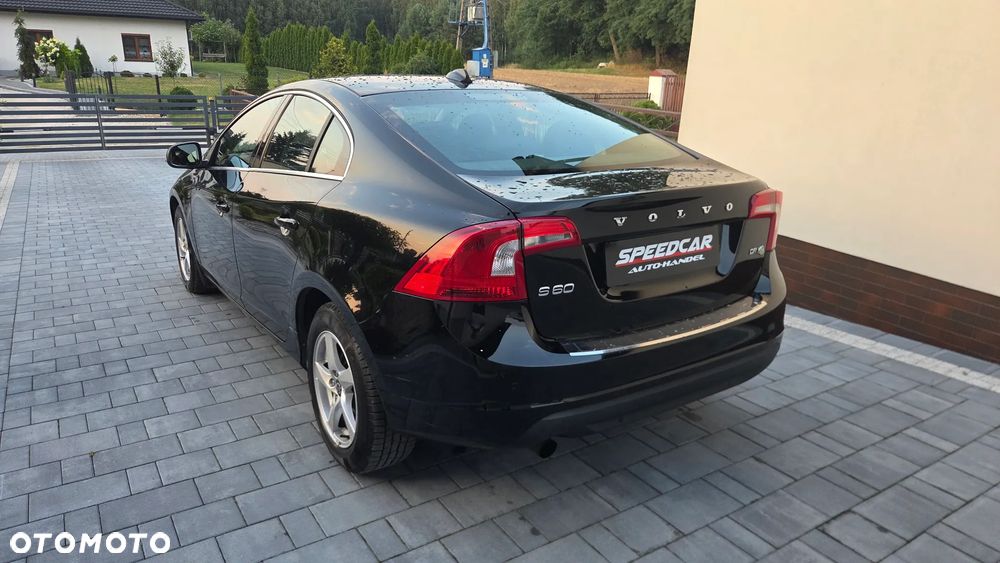 Volvo S60 DRIVe - 8