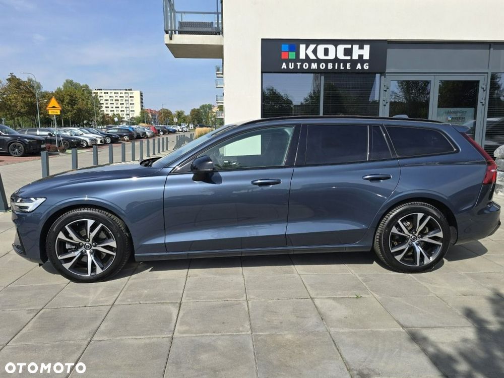 Volvo V60 B4 B Plus Dark - 2