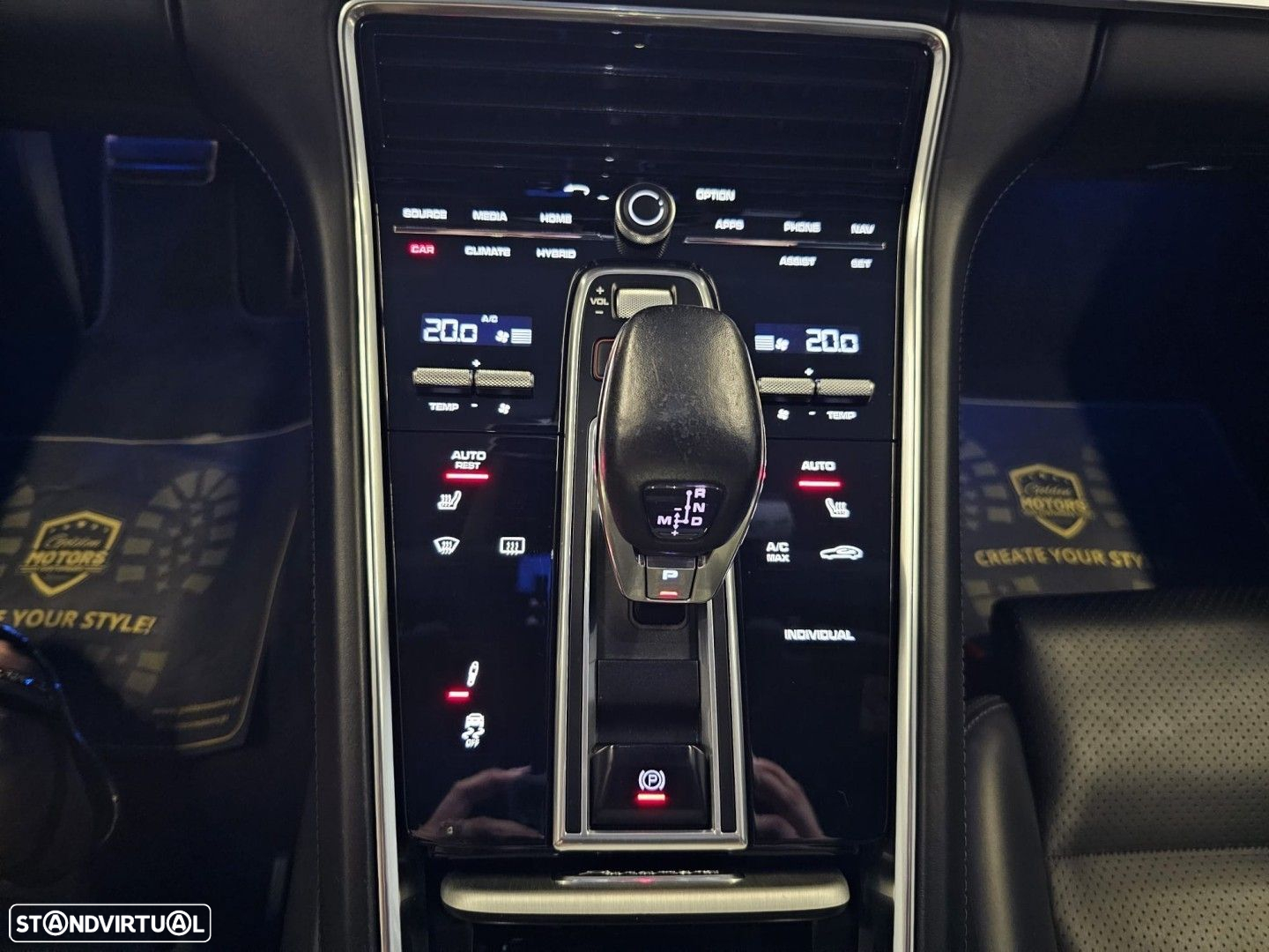 Porsche Panamera 4 E-Hybrid - 16
