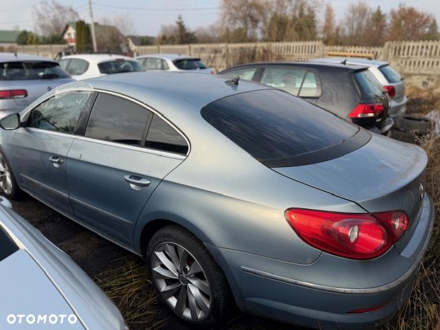 Volkswagen Passat CC 2.0 TDI Individual - 4