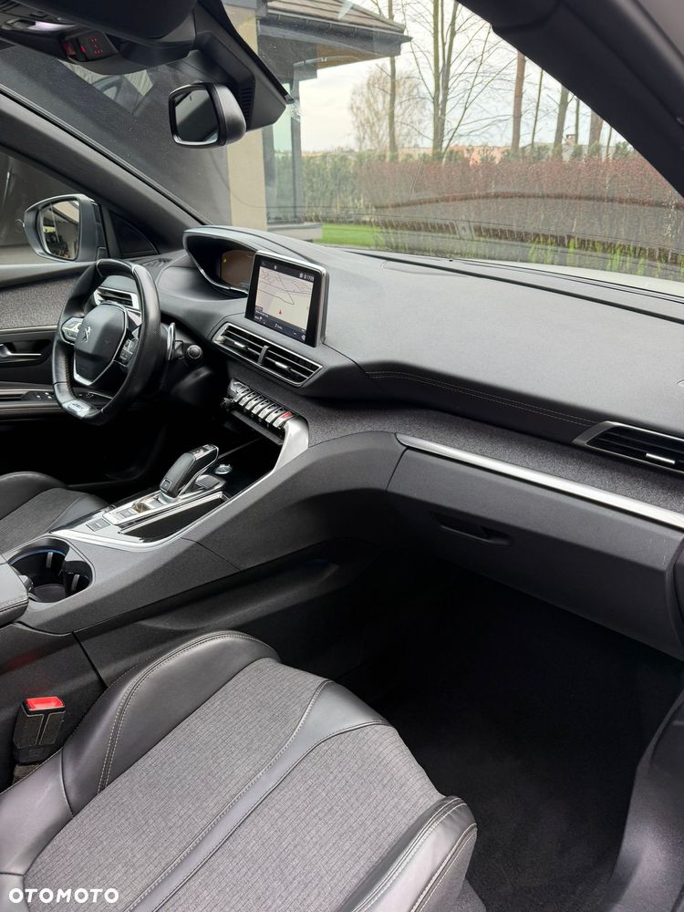 Peugeot 5008 THP 165 EAT6 Stop & Start Allure - 26