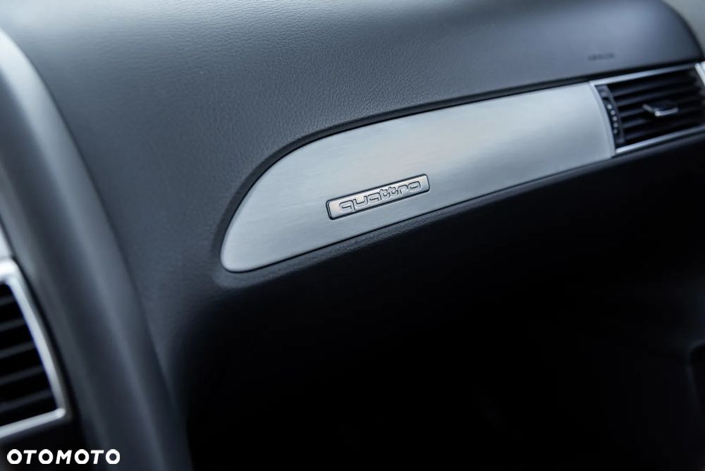 Audi A6 Avant 3.0 TDI DPF quattro tiptronic - 38