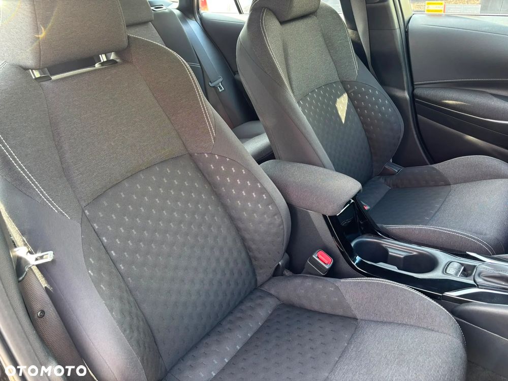 Toyota Corolla 1.8 Hybrid Comfort - 16