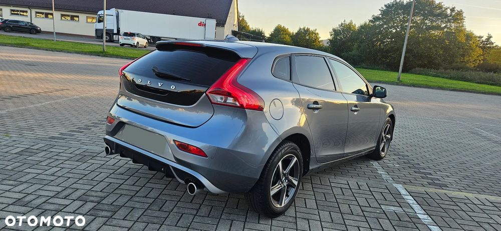 Volvo V40 2016 photo 3