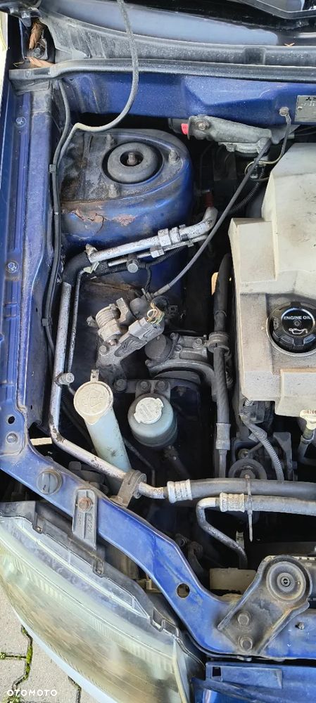 Mitsubishi Space Runner - 13