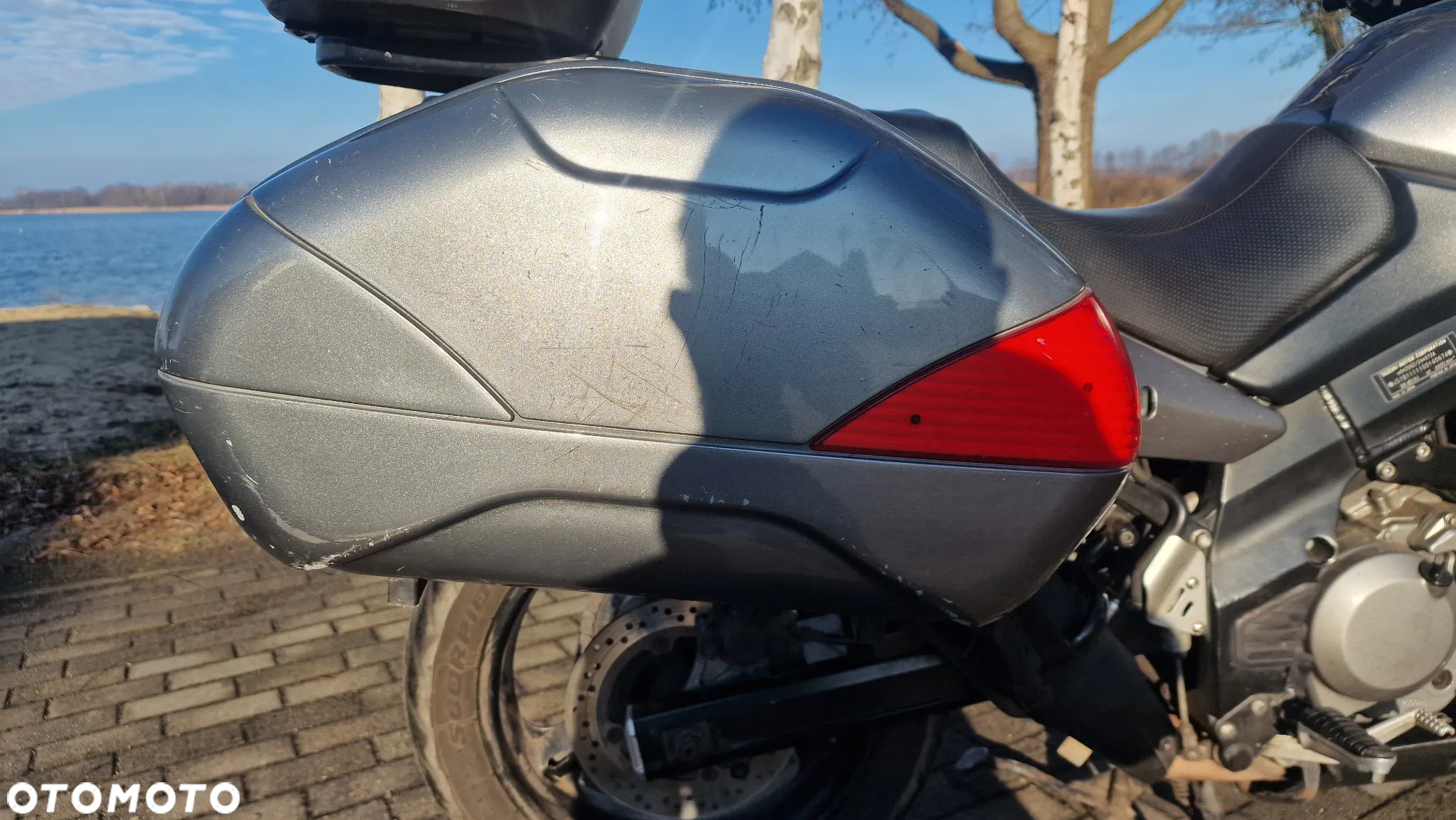 Suzuki V-STROM - 13
