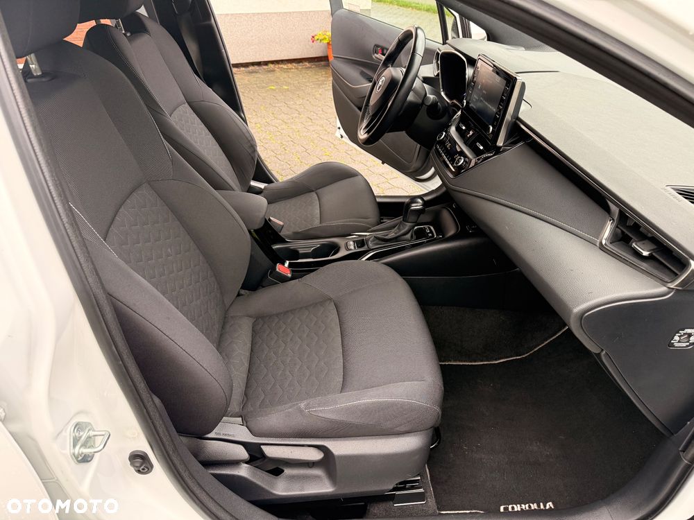 Toyota Corolla 1.8 Hybrid Comfort - 12