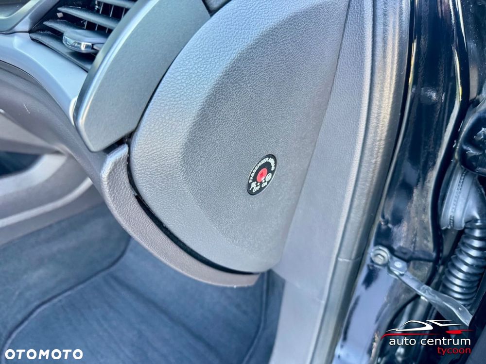 Ford Mondeo - 10