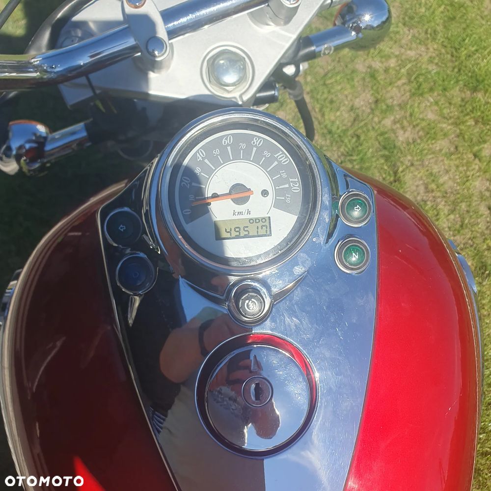 Suzuki Intruder - 3