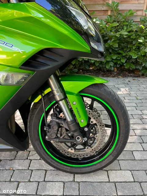 Kawasaki Ninja 1000 SX - 11