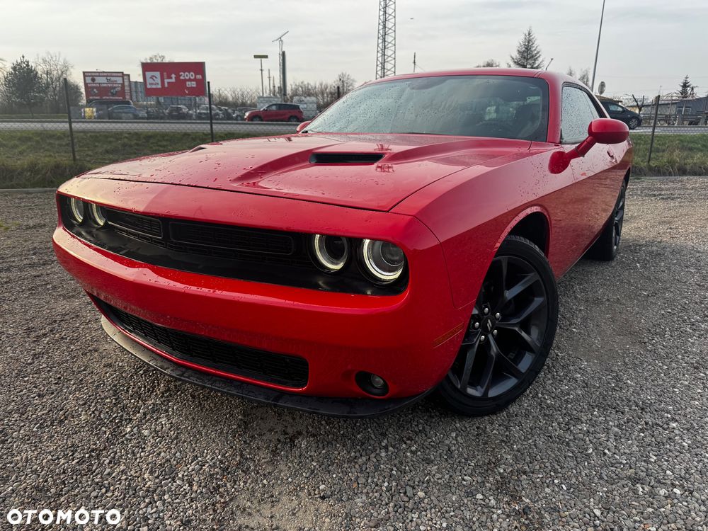Dodge Challenger - 1
