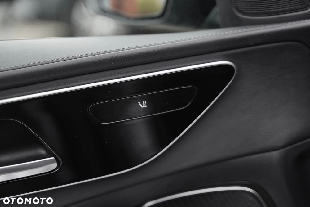 Mercedes-Benz Klasa C 220 d 9G-TRONIC AMG Line - 35