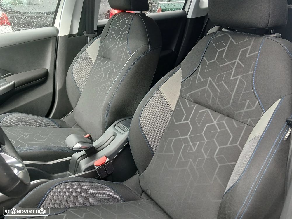 Peugeot 2008 1.5 BlueHDi Style - 12